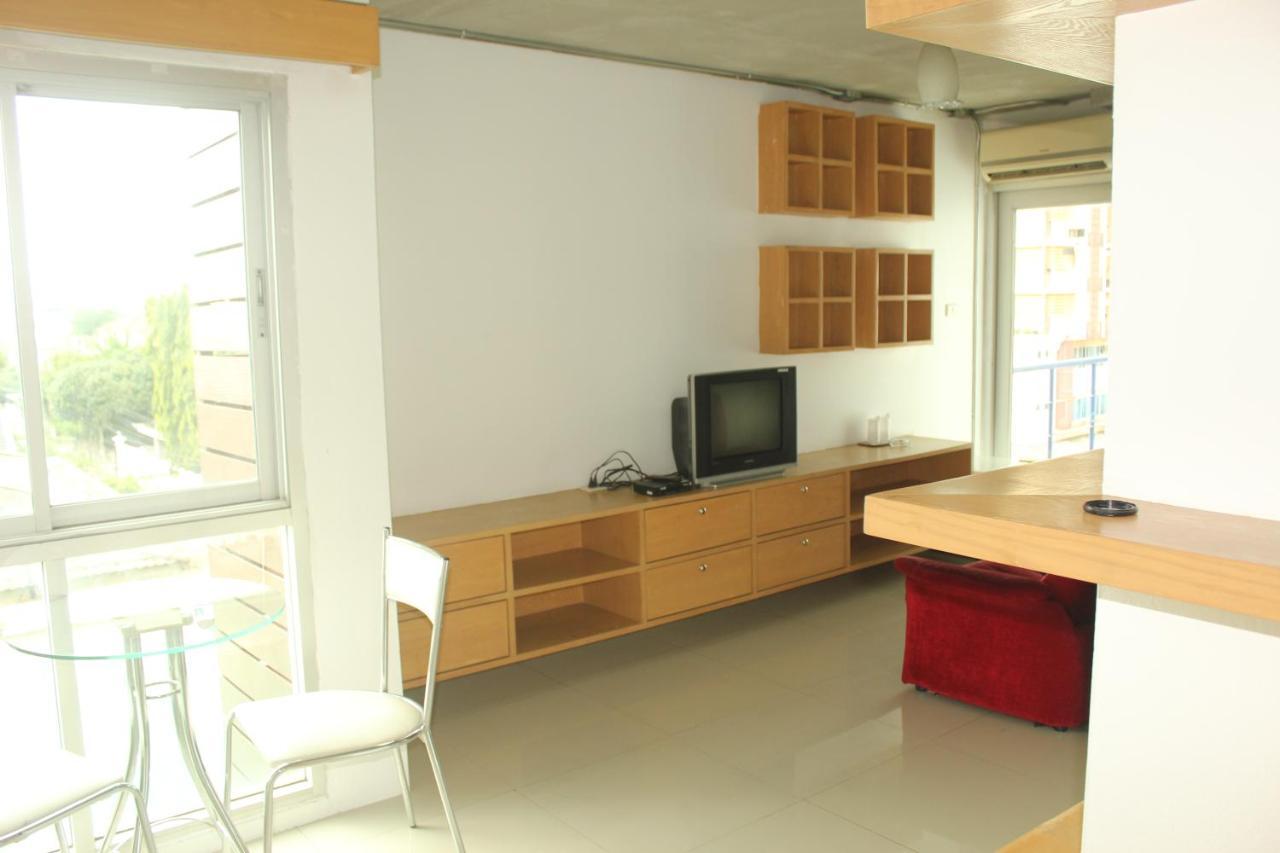 Bansabai Sabaidee Service Apartment Bangkok Dış mekan fotoğraf