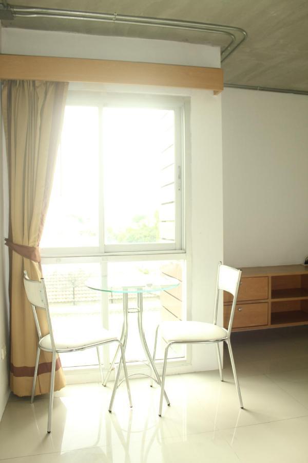 Bansabai Sabaidee Service Apartment Bangkok Dış mekan fotoğraf